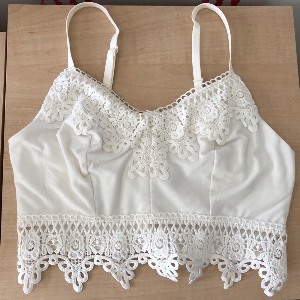 ✨NEVER WORN✨ crop top